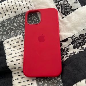 Apple iPhone 12 Pro silicone MagSafe phone case